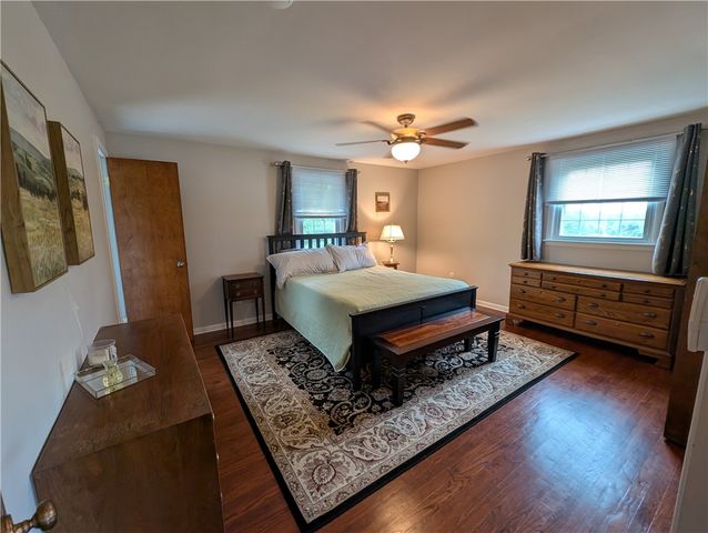 100 Southridge Dr, Monroeville, PA 15146