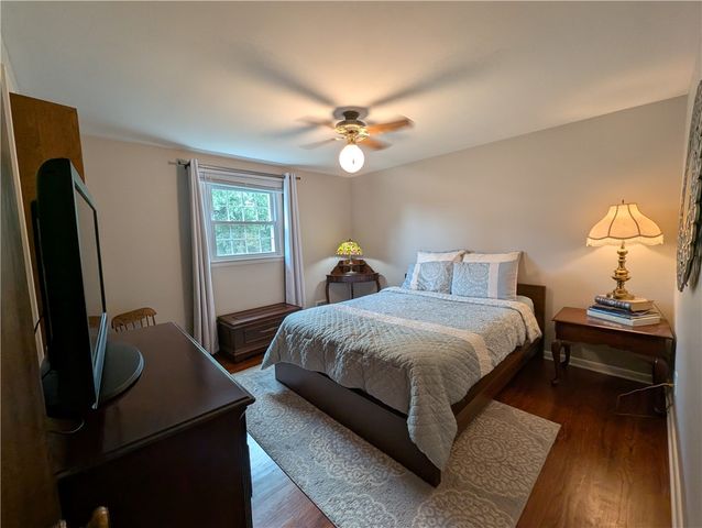 100 Southridge Dr, Monroeville, PA 15146