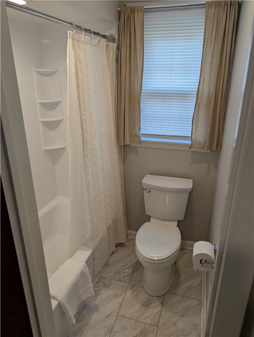100 Southridge Dr, Monroeville, PA 15146