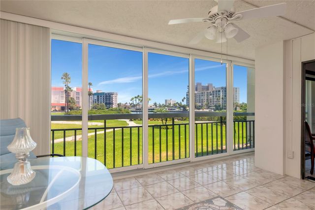 7871 SAILBOAT KEY BOULEVARD S 108, St Petersburg, FL 33707