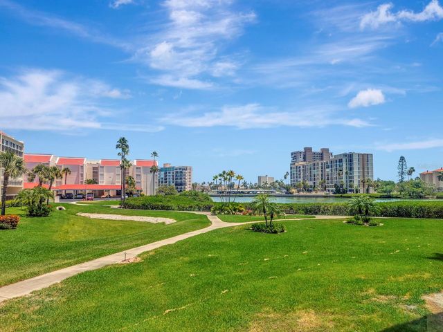 7871 SAILBOAT KEY BOULEVARD S 108, St Petersburg, FL 33707