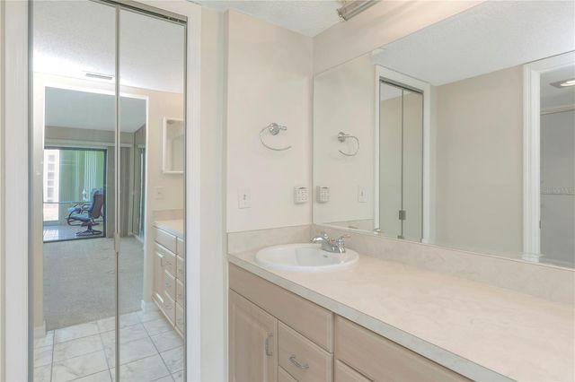 7871 SAILBOAT KEY BOULEVARD S 108, St Petersburg, FL 33707