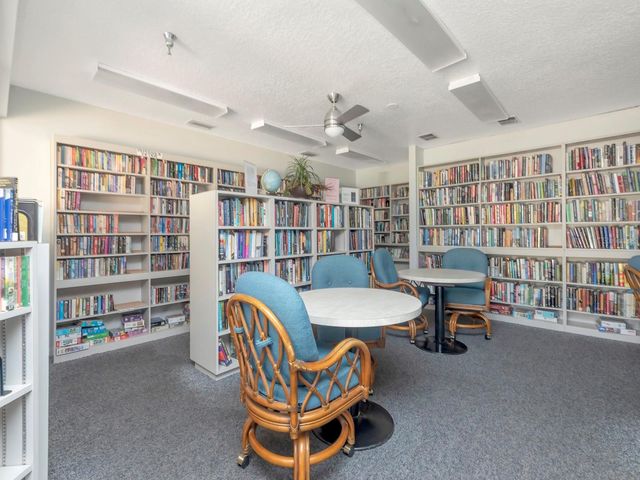 7871 SAILBOAT KEY BOULEVARD S 108, St Petersburg, FL 33707