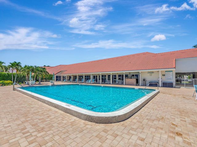 7871 SAILBOAT KEY BOULEVARD S 108, St Petersburg, FL 33707
