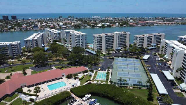 7871 SAILBOAT KEY BOULEVARD S 108, St Petersburg, FL 33707