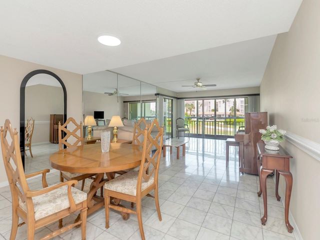7871 SAILBOAT KEY BOULEVARD S 108, St Petersburg, FL 33707