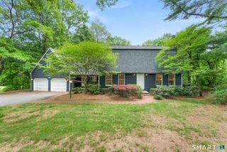 339 Meadow Road, Farmington, CT 06032