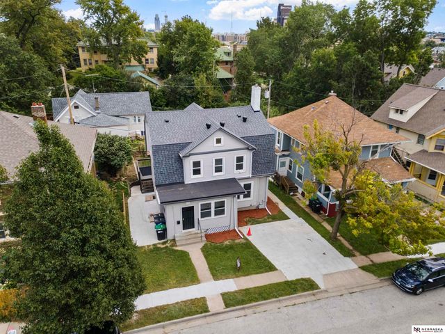 323 N 38th Avenue, Omaha, NE 68131