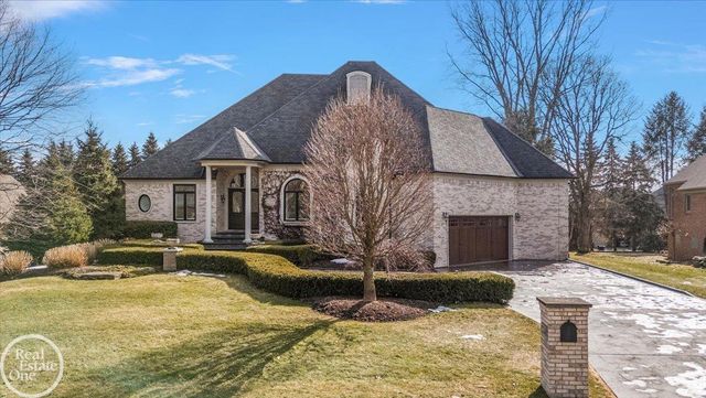 5748 Brookside Lane, Washington Twp, MI 48094