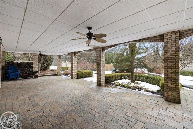 5748 Brookside Lane, Washington Twp, MI 48094