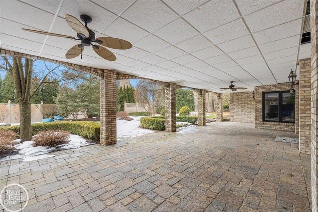 5748 Brookside Lane, Washington Twp, MI 48094