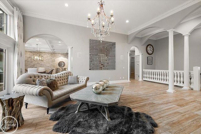 5748 Brookside Lane, Washington Twp, MI 48094