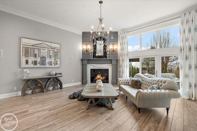 5748 Brookside Lane, Washington Twp, MI 48094