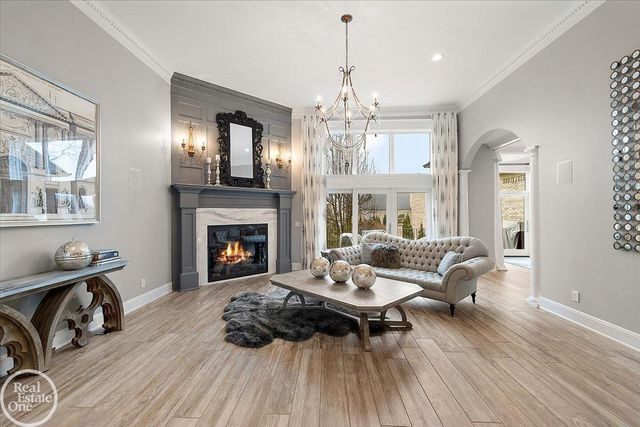 5748 Brookside Lane, Washington Twp, MI 48094