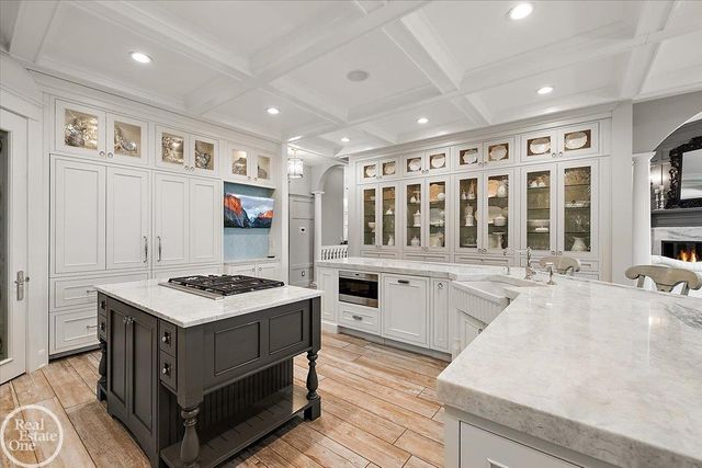 5748 Brookside Lane, Washington Twp, MI 48094