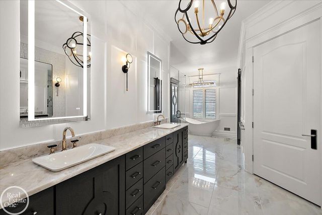 5748 Brookside Lane, Washington Twp, MI 48094