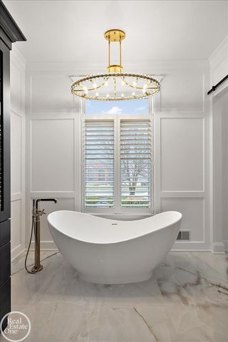 5748 Brookside Lane, Washington Twp, MI 48094