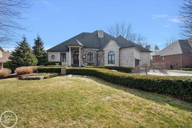 5748 Brookside Lane, Washington Twp, MI 48094