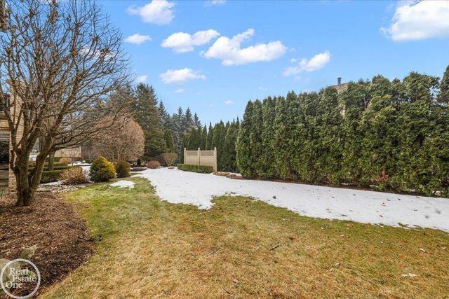 5748 Brookside Lane, Washington Twp, MI 48094