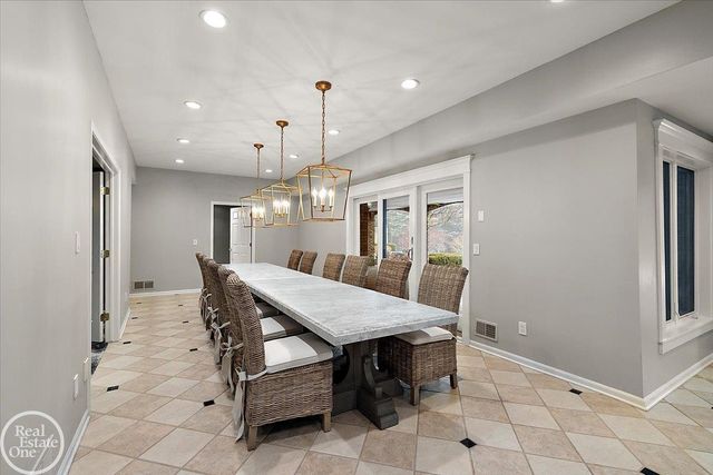 5748 Brookside Lane, Washington Twp, MI 48094