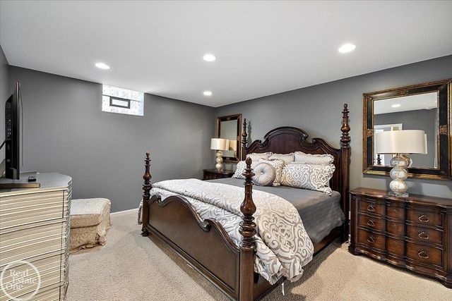 5748 Brookside Lane, Washington Twp, MI 48094