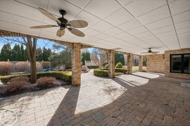 5748 Brookside Lane, Washington Twp, MI 48094