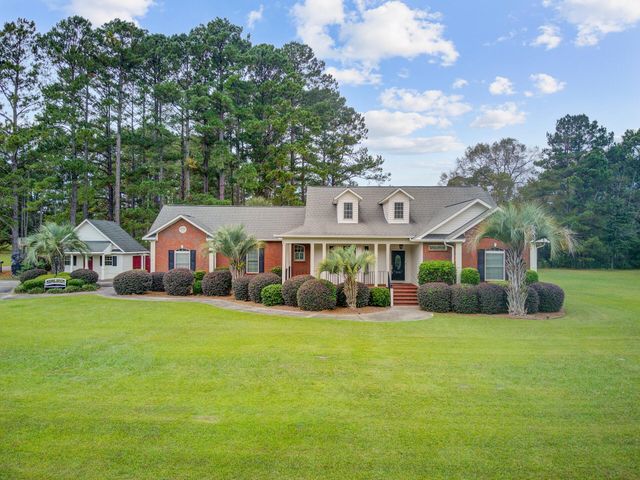 101 Fairway Court, Saint George, SC 29477