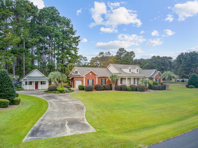 101 Fairway Court, Saint George, SC 29477