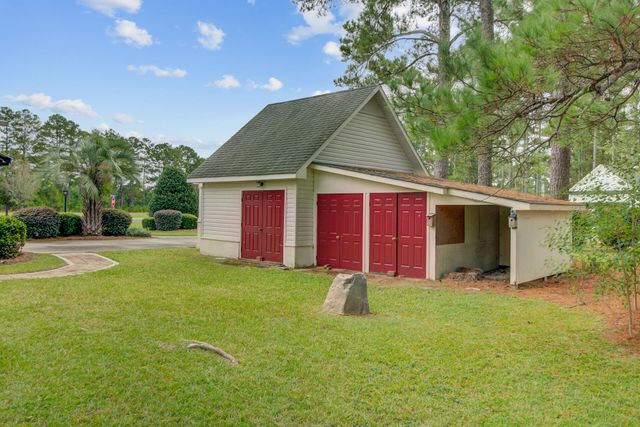 101 Fairway Court, Saint George, SC 29477