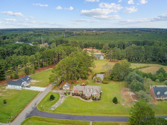 101 Fairway Court, Saint George, SC 29477