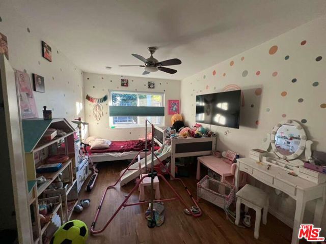 17014 Rinaldi Street, Granada Hills (los Angeles), CA 91344