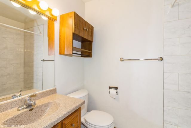 2304 Carnation Drive 2304, Crest Hill, IL 60403
