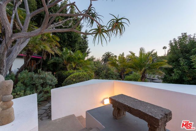 2034 Outpost Drive, Los Angeles, CA 90068