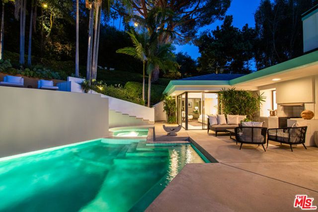 2034 Outpost Drive, Los Angeles, CA 90068