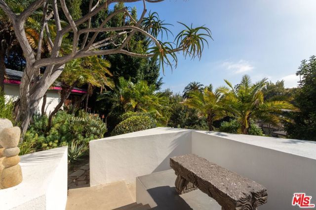 2034 Outpost Drive, Los Angeles, CA 90068