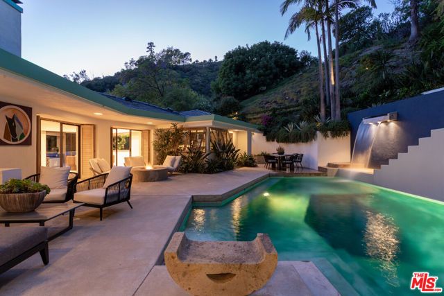 2034 Outpost Drive, Los Angeles, CA 90068