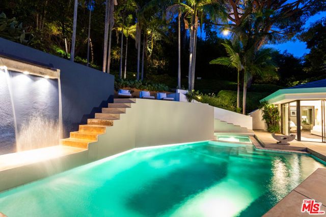 2034 Outpost Drive, Los Angeles, CA 90068