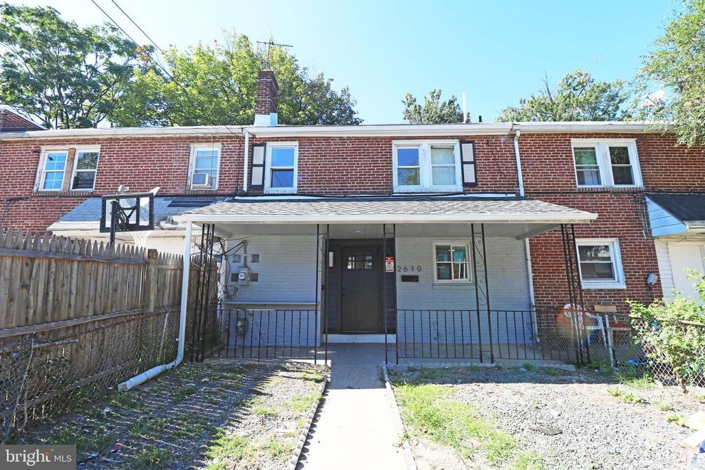 2610 PRICE ST, Chester, PA 19013