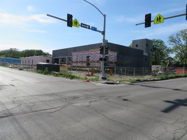 1434 Martin Luther King Jr Parkway, Des Moines, IA 50314