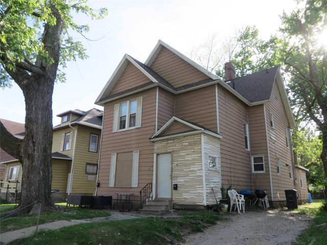 1434 Martin Luther King Jr Parkway, Des Moines, IA 50314