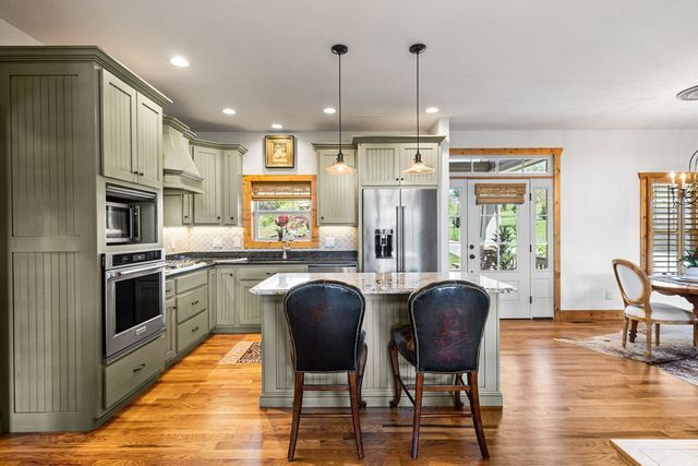 69 Lyndhurst Lane, Young Harris, GA 30582