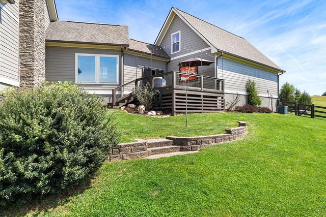 69 Lyndhurst Lane, Young Harris, GA 30582