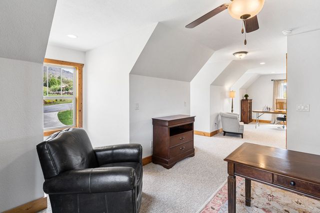 69 Lyndhurst Lane, Young Harris, GA 30582