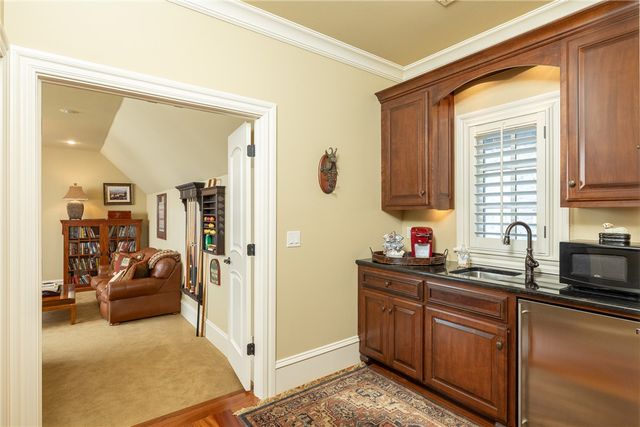4872 Prestwick South Circle, Fayetteville, AR 72704