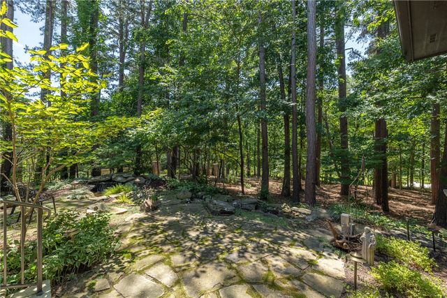 4872 Prestwick South Circle, Fayetteville, AR 72704