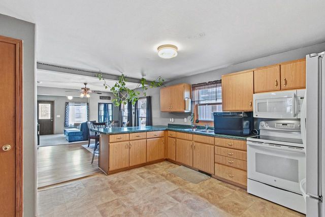 131 E Carroll Street, Portage, WI 53901