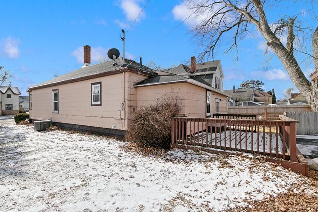 131 E Carroll Street, Portage, WI 53901