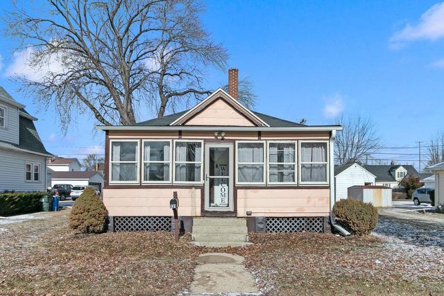 131 E Carroll Street, Portage, WI 53901