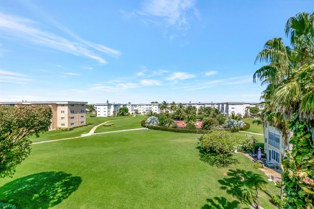 2515 NE 1st Court 412, Boynton Beach, FL 33435
