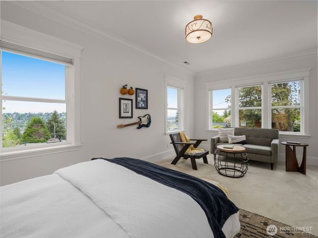 1007 W Newell Street, Seattle, WA 98119